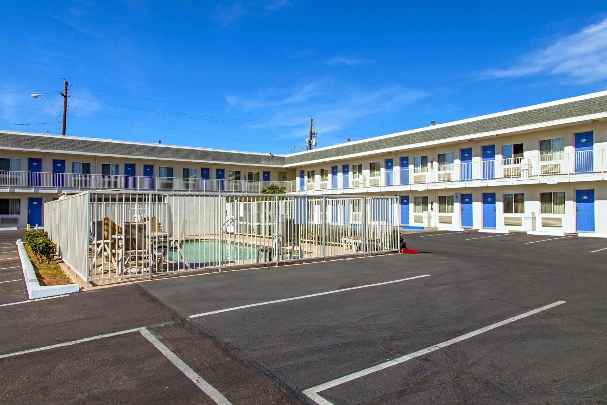 Motel 6-Phoenix, Az - Airport - 24Th Street Exterior foto